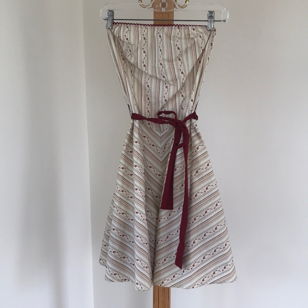 Adorable Windsor Vintage-Style Floral Sundress